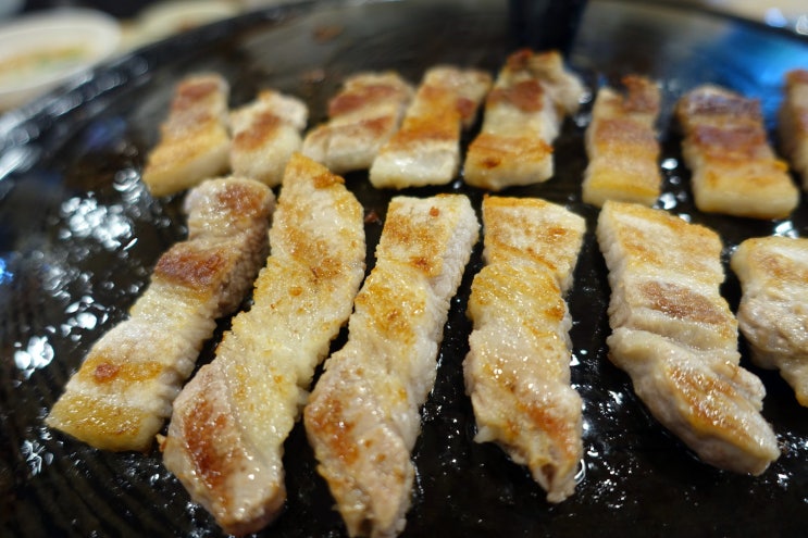  수원권선동맛집 / 권선동고기집으로 유명한 시골솥뚜껑삼겹살 다녀왔어요~!