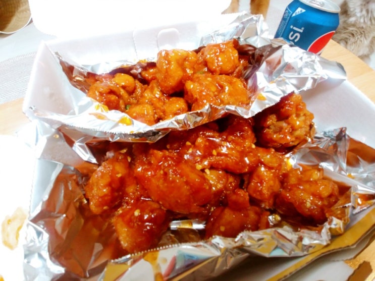 이신닭강정 매운맛, 보통맛 먹은 후기 이신닭강정 매운맛, 보통맛 먹은 후기