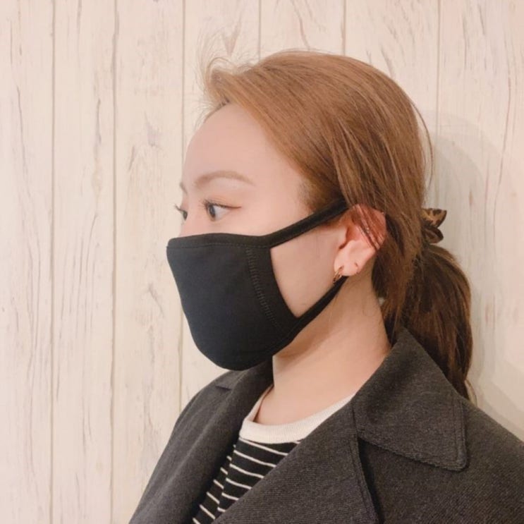 시크스튜디오 중형 빨아쓰는 일회용 안면보호 블랙 일반 면마스크 시크스튜디오 중형 빨아쓰는 일회용 안면보호 블랙 일반 면마스크