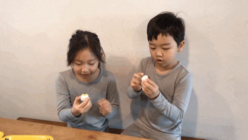 코로나19 슬쌍디아빠 둥이들과 집에서 놀기 11탄 먹방따라하기 눈알젤리