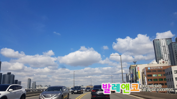  이거 마스크 너 써라