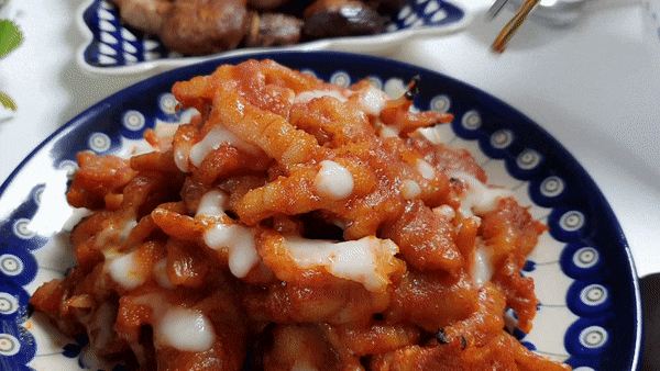  무뼈 닭발, 직화 불맛나고 매콤 양념으로 중독성까지!!