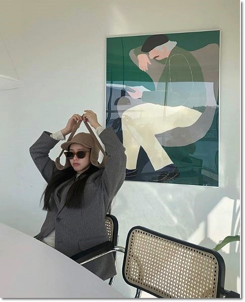 경수진 모자 쓰는것마다 품절각