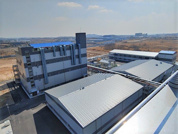  경인양행 익산공장 '포토레지스트 원료' 대량생산 시작