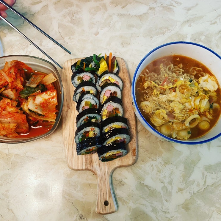 아버지가 좋아하시는 김밥 만들기