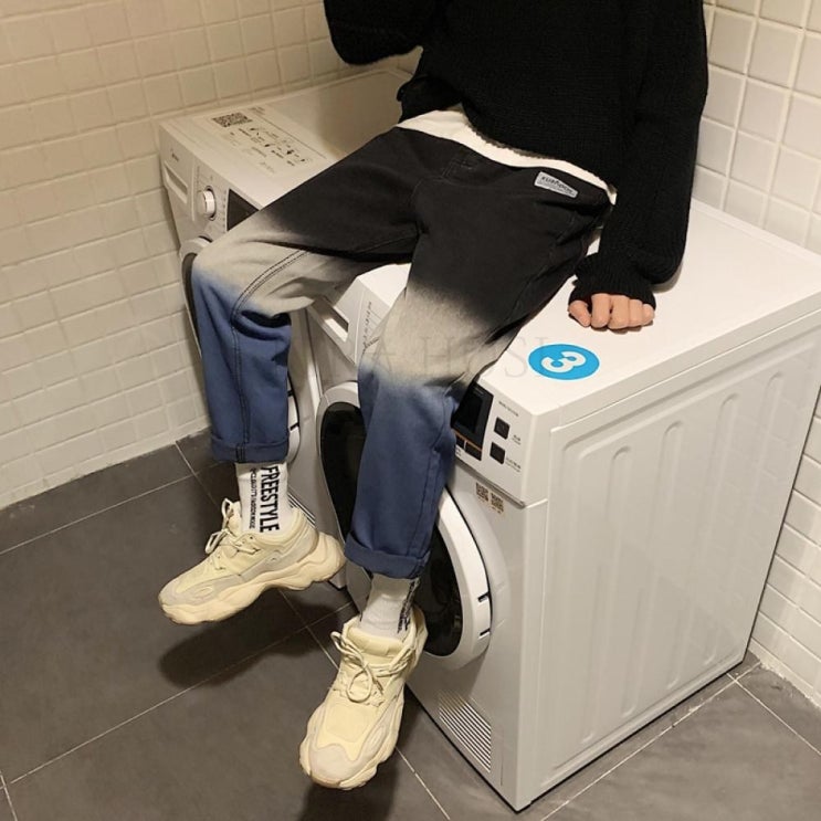kirahosi 20대 남성 멋쟁이 훈남코디 패션 통바지 청바지 128호+덧신증정 DAsap5m9 추천해요 kirahosi 20대 남성 멋쟁이 훈남코디 패션 통바지 청바지 128호+덧신증정 DAsap5m9 추천해요