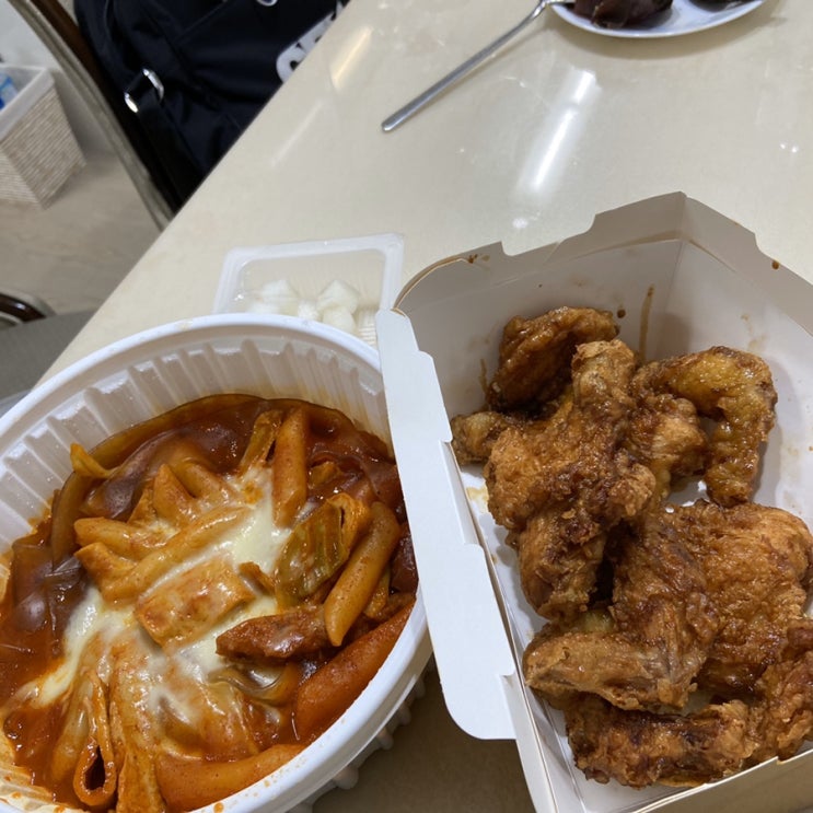  BHC골드킹 콤보 : BHC 치킨 신제품리뷰 : 치킨 떡볶이 조화 배달맛집후기