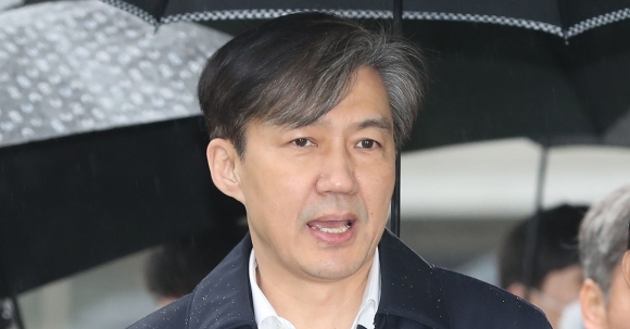 '조국수호당' 창당준비위 결성에… 진중권 "정경심사랑당도 만들라" '조국수호당' 창당준비위 결성에… 진중권 "정경심사랑당도 만들라"