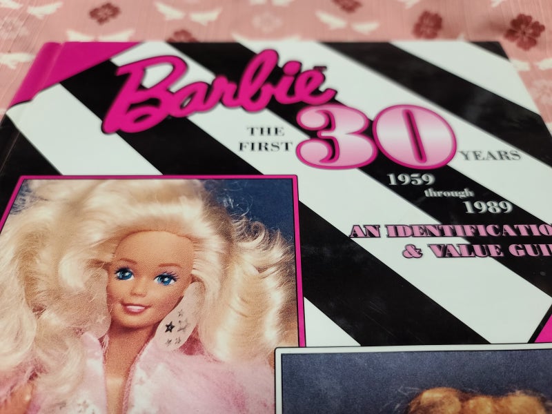 [Barbie] - BARBIE The First 30 Years(1959 through 1989) : An ...