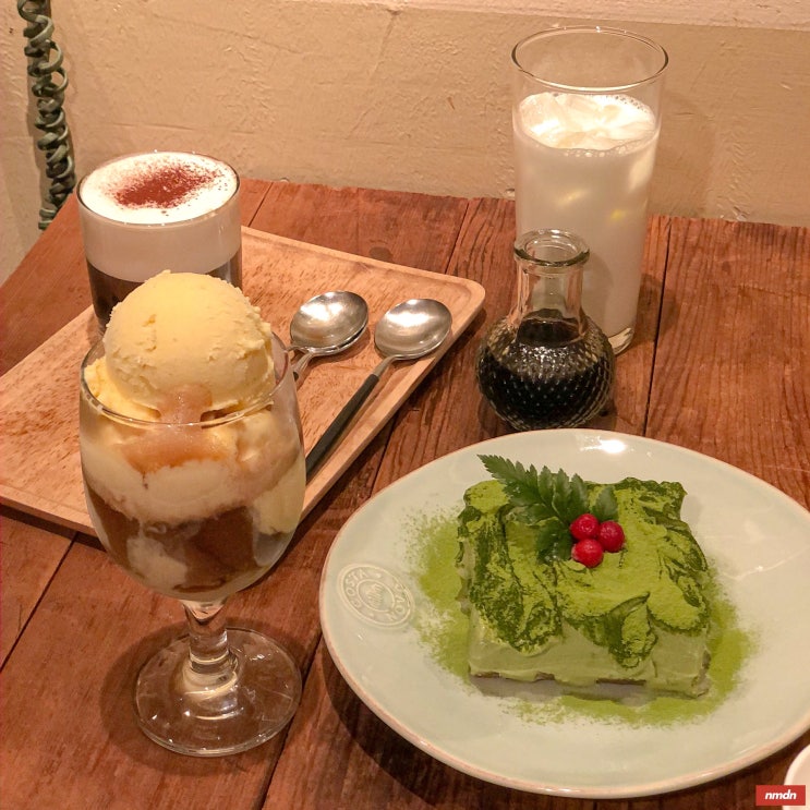  마피아디저트 이태원점 | 독보적인 맛의 꾸덕꾸덕한 말차 티라미수