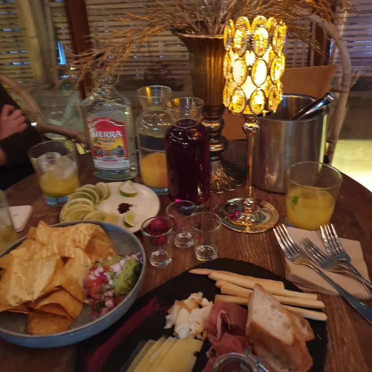  이태원핫플 루프탑 카사코로노 맥주집(+예약방법