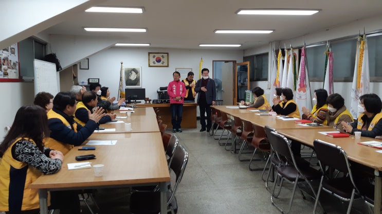  적십자회의 인사 (3/10)