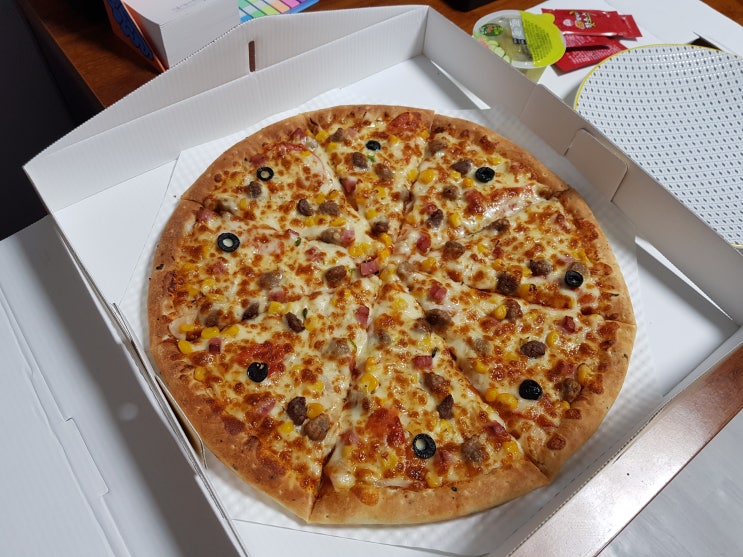  59쌀피자 콤비네이션 가격 대비 맛도 나쁘지 않아요~ 라지 한판에 9천9백원