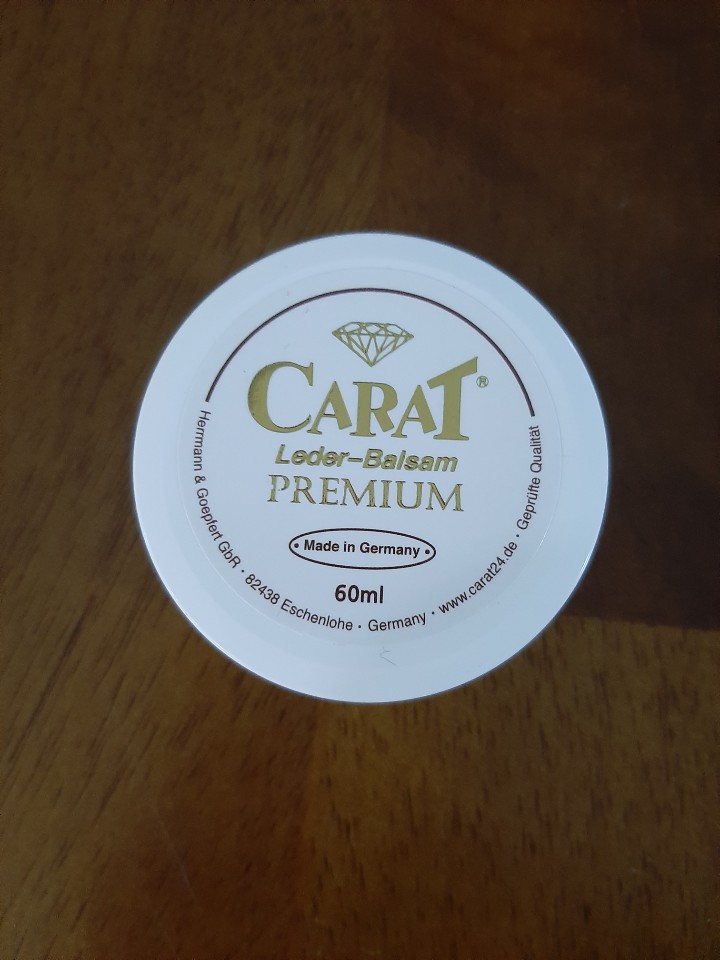  Carat 가죽 에센스 리뷰