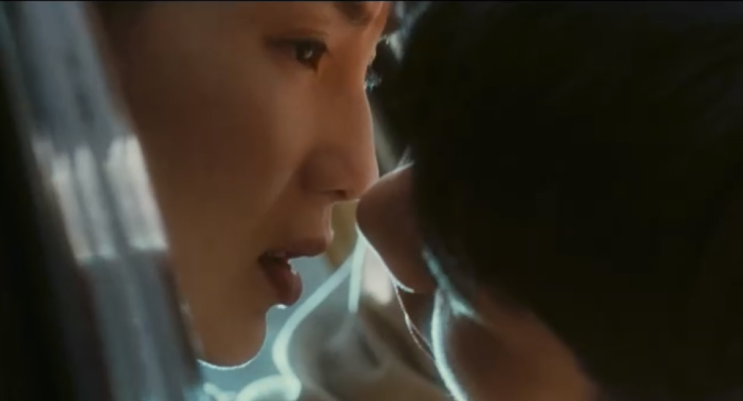  영화 첨밀밀(甜蜜蜜) : 사랑과 우정 사이의 미묘한 감정선