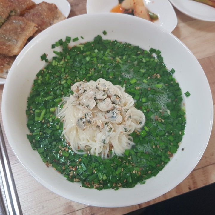  하동 섬진강 재첩국수 말끔한 맛!