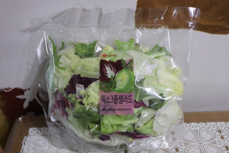  롯데마트 샐러드 믹스3종샐러드와 CJ 오리엔탈드레싱