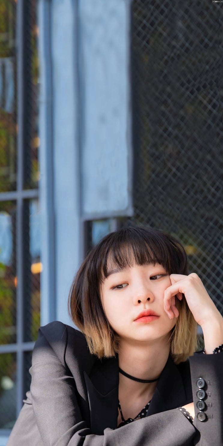  김다미 배우님 아이폰 배경화면 모음