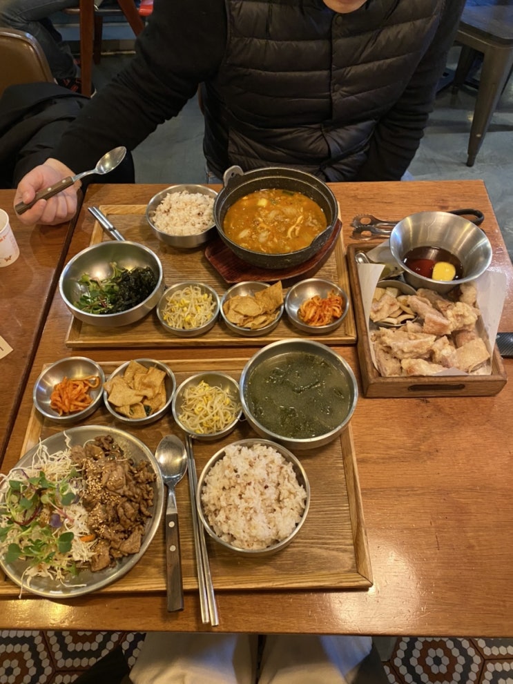  대구 침산동 맛집 카페동이3호점 우삼겹 된장찌개와 불고기, 탕수육으로 맛있는 저녁 먹고왔어요