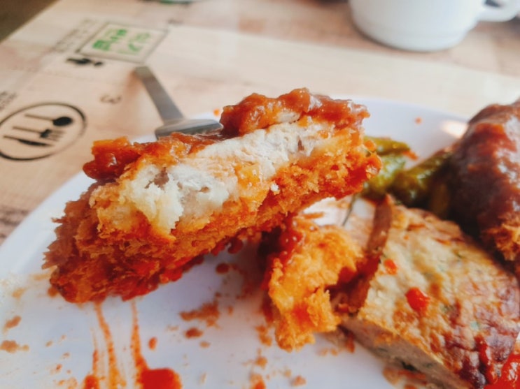  푸릴리 돈까스 함박 무필 처음 가보았어요
