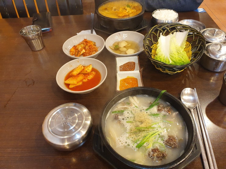 제주시내 큰가마솥 순대국&감자탕전문점 돈모밀제주오라점 제주시내 큰가마솥 순대국&감자탕전문점 돈모밀제주오라점