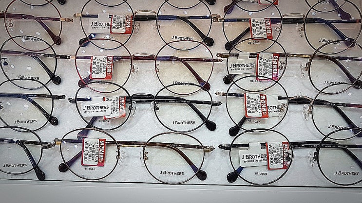 [김해 안경] 안경상회에서 안경 렌즈만 바꾸러 갔다가 저렴한 가격에 안경테까지 바꿨어요. 김해안경상회 리뷰