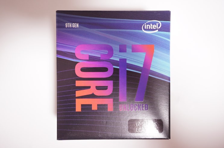  인텔 코어i7-9세대 9700K 솔직 후기 (커피레이크-R, 9th Processor, Intel CPU, 개봉기, 오버클럭, 5.0 GHz, Overclock, 9700 타이치)
