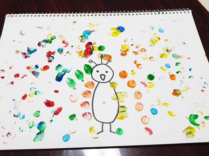  아이와 집에서 놀기 :) 손가락 미술 놀이