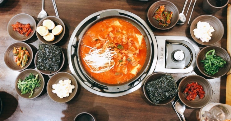  청주 성안길에서 짜글이 먹었어요. From.진수성찬