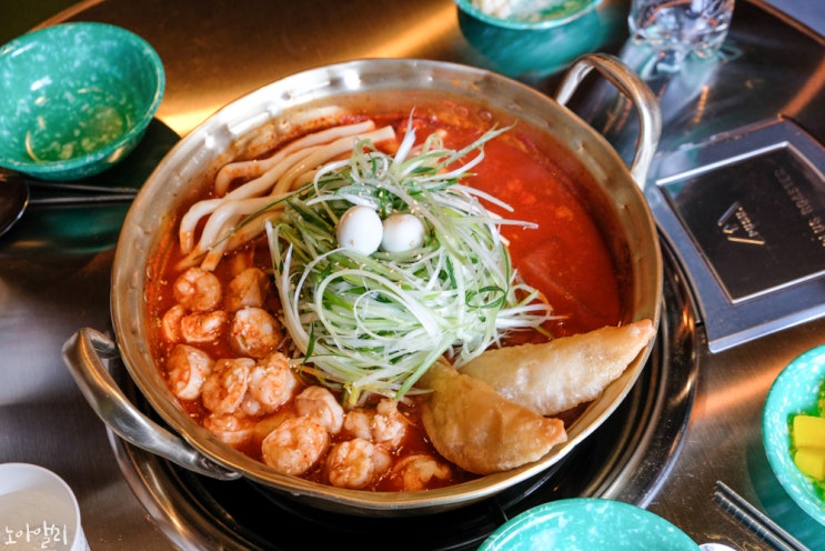  수유닭볶음탕 맛집 : 대창이 들어가서 더 맛있는 곱돌이브라더스 곱도리탕