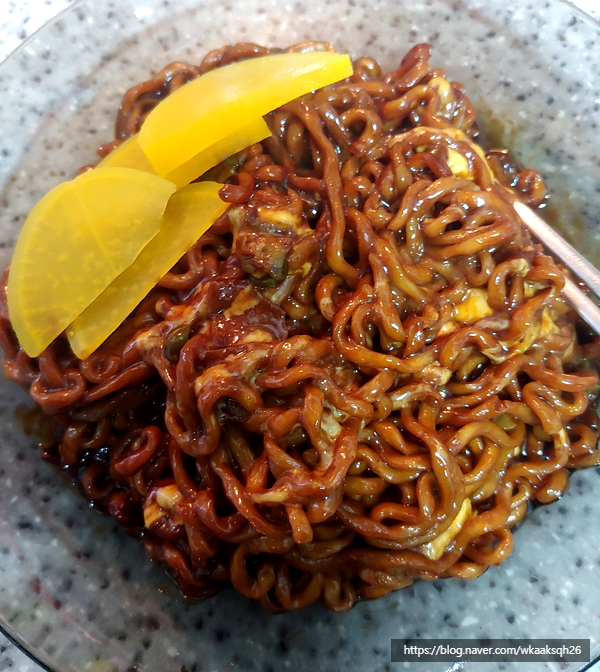  [짜파게티]사천 짜파게티/맛있는 치즈 짜파게티/일요일엔 짜파게티 끓여먹기/농심 사천 짜파게티