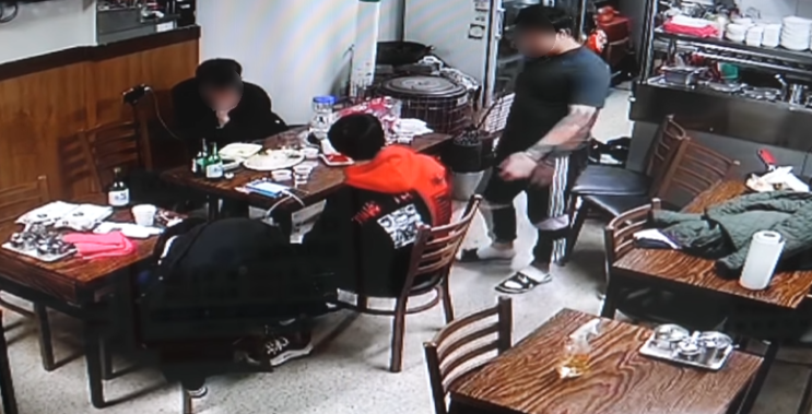  [무차별 폭행] 유튜버 김재석, 12분간의 악몽