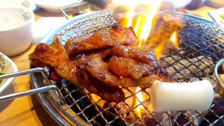  회식, 모임 하기 좋은 싼 가격에 무한으로 즐겨요 무한리필 고깃집 명륜진사갈비 솔직후기_서울발산역점