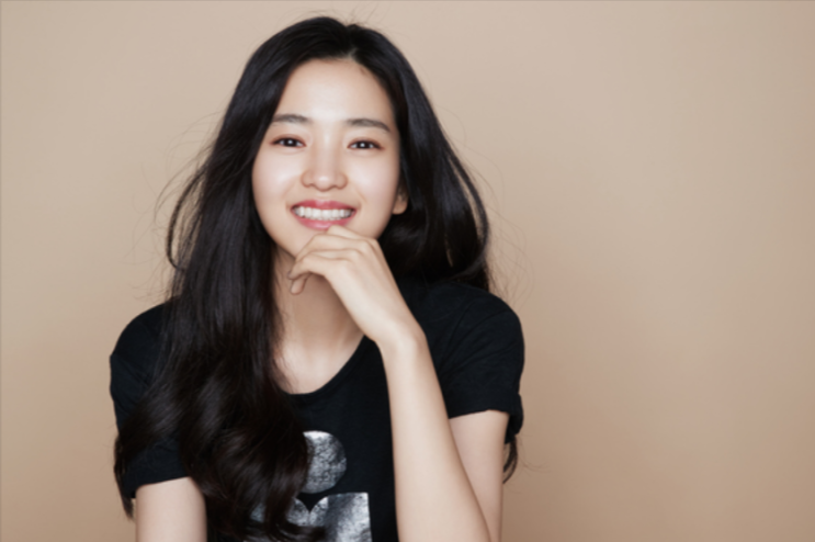  김태리 갤러리 배경화면 졸업사진 고보결 사주 풀이