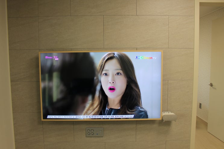  프레임티비 밀착형브라켓 벽걸이 TV 선 정리/연결선 매립 인공지능 셋탑 누구 2 설치 원커넥트 숨김 사례 모음