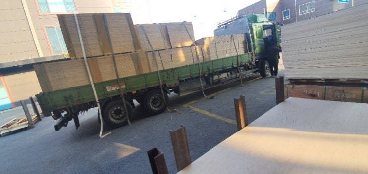  OSB합판 정보안내 (건설현장,인테리어합판 출고)