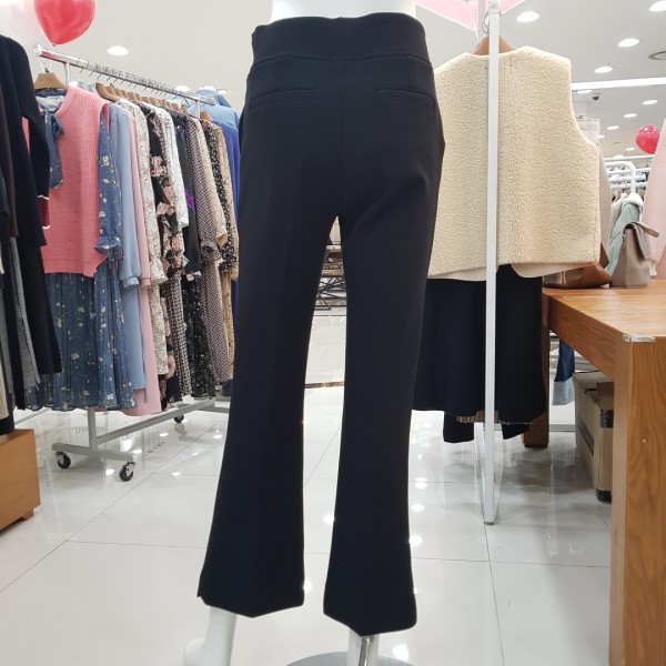 멜로디가든 밴딩 부츠컷 스판팬츠 (M0S2P07 블랙) 추천해요 멜로디가든 밴딩 부츠컷 스판팬츠 (M0S2P07 블랙) 추천해요