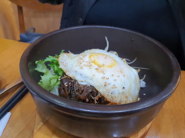 한번 맛보면 자꾸 생각나게 하는 맛 서가원에서 한끼 해결