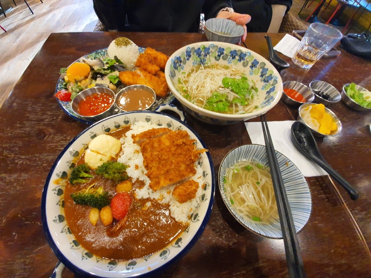 구월동 엉클인더키친  베트남전문점 돈까스 맛있네요~