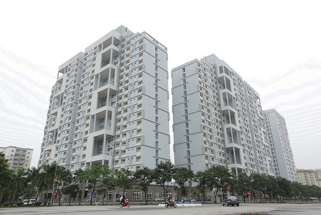  -하노이시, 미딩II  21층 건물 3개동을 격리 장소로     -닌 투언성 : 많은 호텔을 유료 격리 장소로  배치