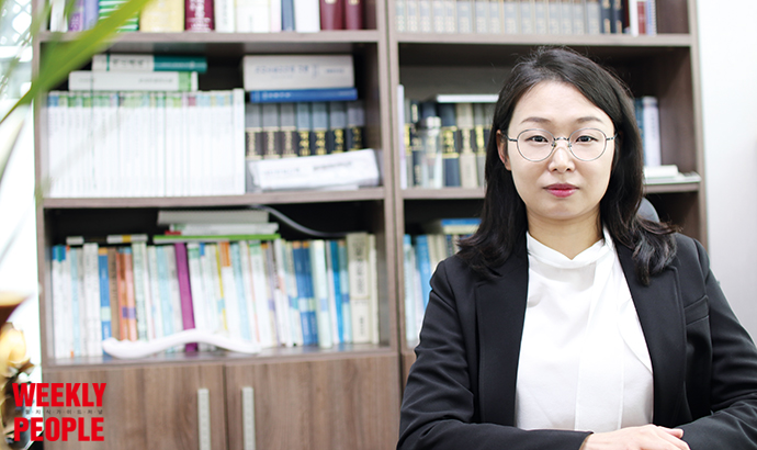 [위클리피플 weeklypeople 신지식인 소셜포럼]김혜진 변호사, ‘정도’의 길을 나아가는 변호사