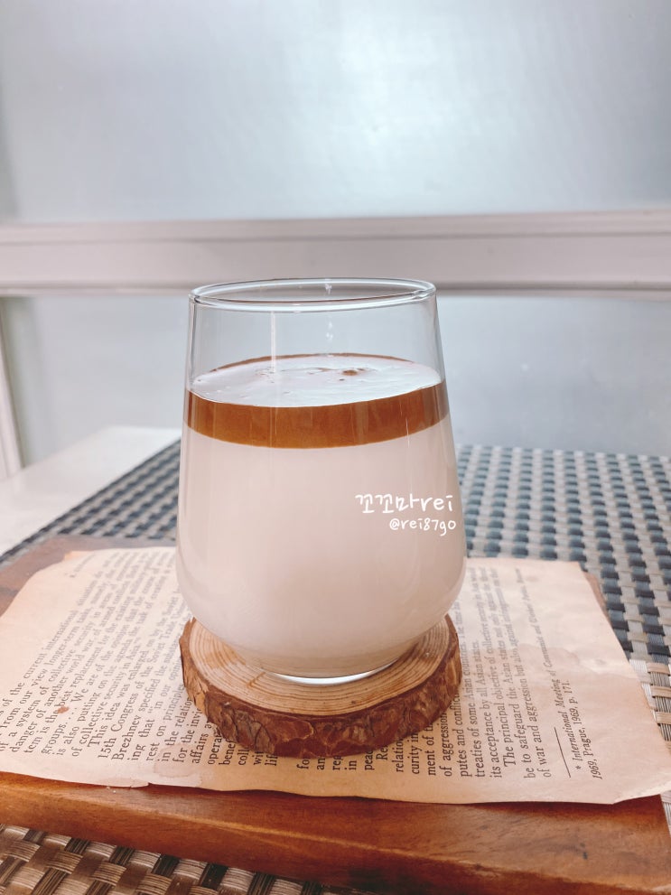 홈카페-세 번의 시도만에 성공한 달고나커피.(하지만... 맛은 안달고나커피..) 홈카페-세 번의 시도만에 성공한 달고나커피.(하지만... 맛은 안달고나커피..)