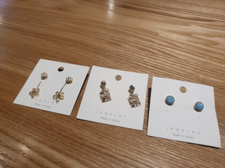  가성비좋은 예쁜귀걸이 신상마켓, 알러지방지 티타늄귀걸이, 엔틱귀걸이 쇼핑몰, " 베이직앤 " 후기 - storyduck_로컬에디터