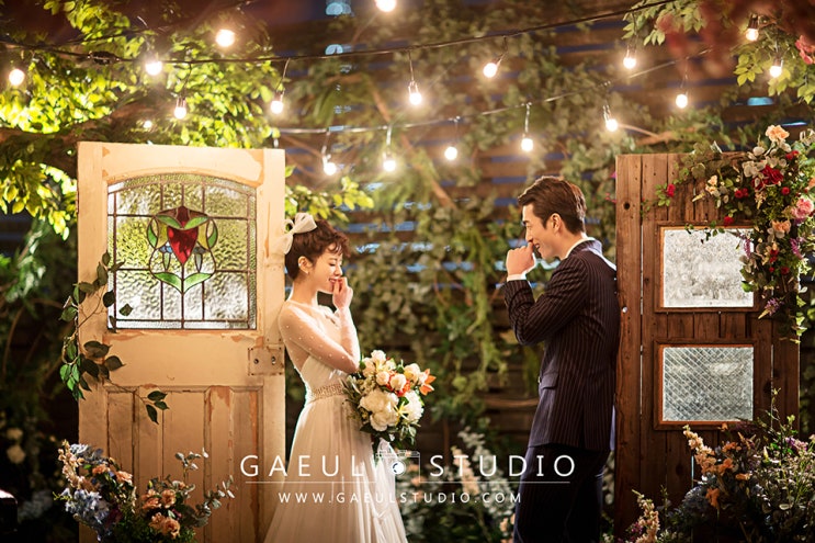  가을스튜디오 다양한 컨셉트의 웨딩사진