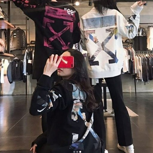 OFF WHITE 애로우 맨투맨 추천해요 OFF WHITE 애로우 맨투맨 추천해요