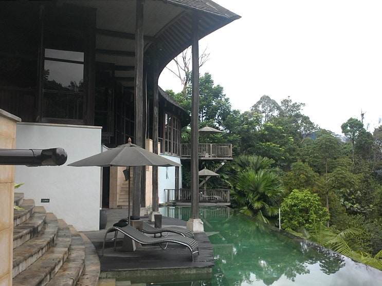 말레이시아 "카사브리나 베이케이션 빌라스 (Casabrina Vacation Villas)" - 산속의 휴양 리조트