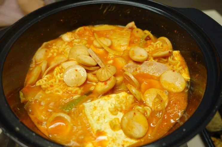  수원배달맛집 닥터찬의 찌개백반 / 햄많이 얼큰부대찌개