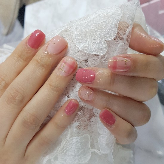  [신사역 네일샵] 루시르, 취향 저격 봄 네일 후기