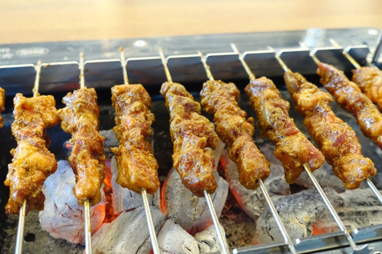 수원 호매실 양꼬치맛집 양풍양꼬치 :: 양다리구이 전문점