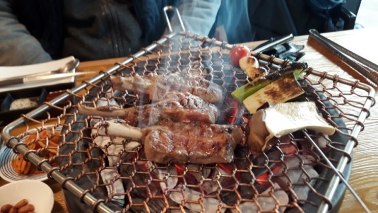  제주 연동 양고기 명품 전문점 "우리양" 제주맘 카페에서 추천하는 내생에 최고의 양갈비 맛집 리뷰